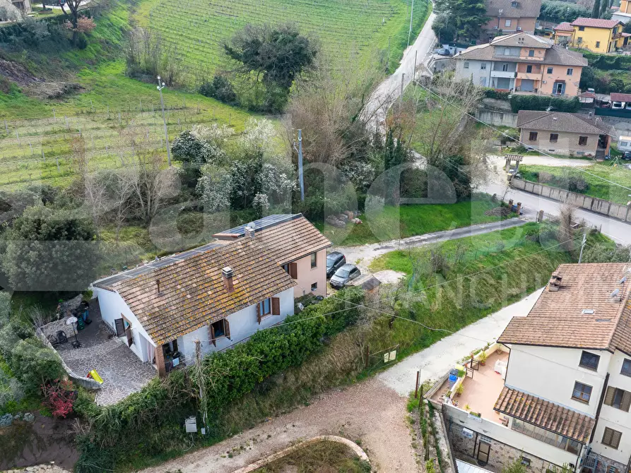 Immagine 20 di Casa indipendente in vendita  in Via PIETRO NENNI, 13 a Torgiano