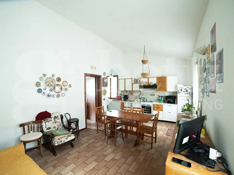 Immagine 5 di Casa indipendente in vendita  in Via PIETRO NENNI, 13 a Torgiano