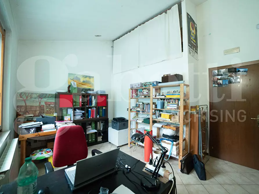 Immagine 7 di Casa indipendente in vendita  in Via PIETRO NENNI, 13 a Torgiano
