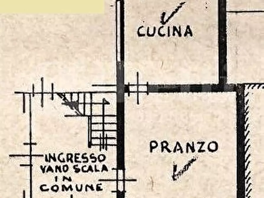 Immagine 17 di Casa indipendente in vendita  in Via PETTORAZZA GRIMANI  Via ROMA, 27 a Pettorazza Grimani