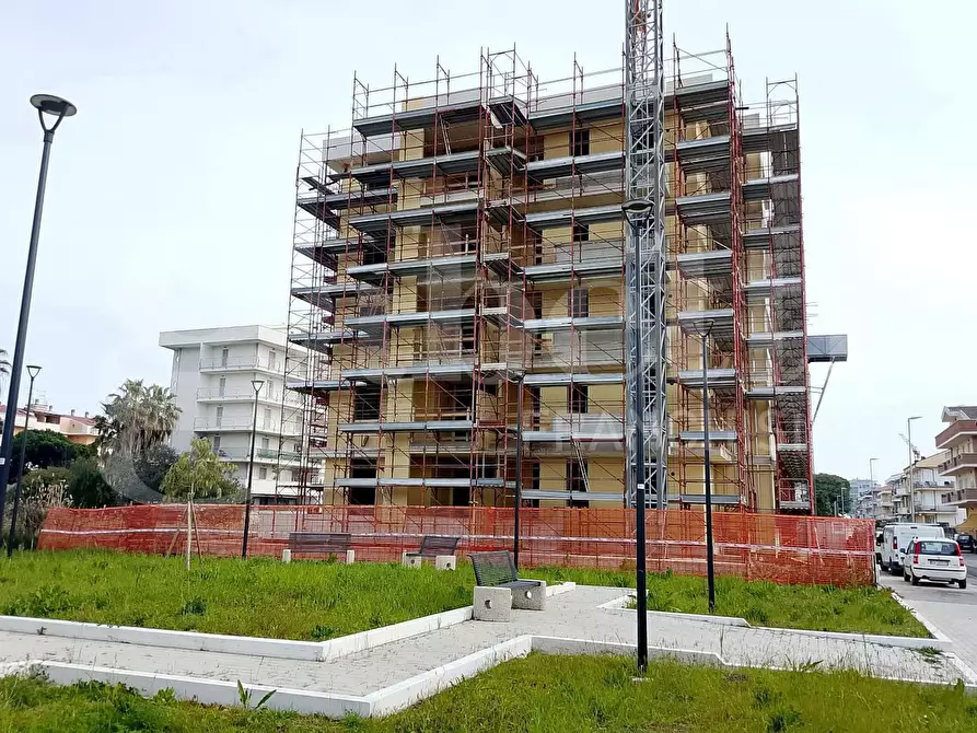 Immagine 3 di Appartamento in vendita  in Via Gorizia, snc a Alba Adriatica