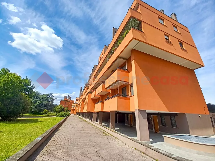 Immagine 1 di Appartamento in vendita  in Via ciro menotti, 135 a Legnano