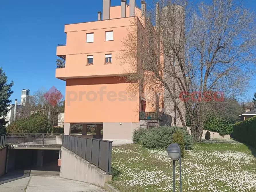 Immagine 22 di Appartamento in vendita  in Via ciro menotti, 135 a Legnano