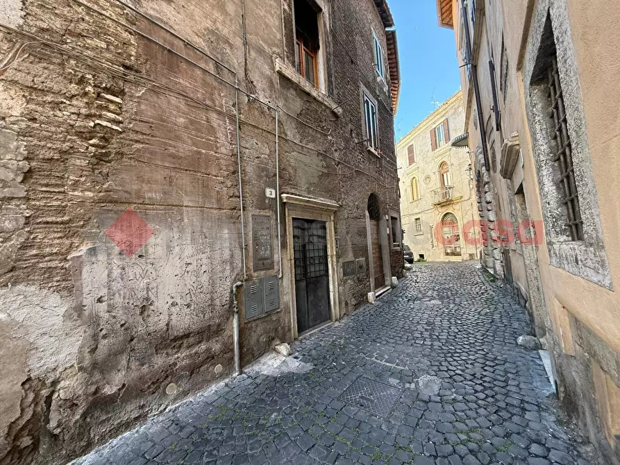 Immagine 2 di Appartamento in vendita  in Via del Riserraglio, 3 a Tivoli