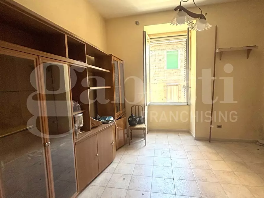 Immagine 11 di Appartamento in affitto  in Via calata capodichino, 88 a Napoli