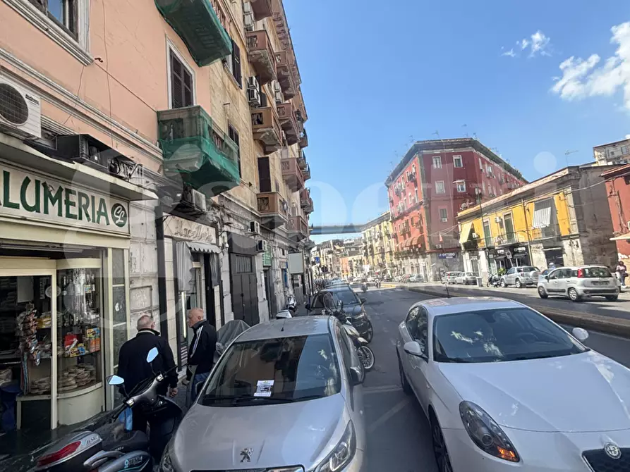 Immagine 16 di Appartamento in affitto  in Via calata capodichino, 88 a Napoli
