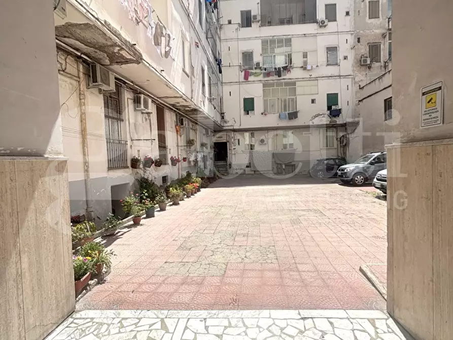 Immagine 3 di Appartamento in affitto  in Via calata capodichino, 88 a Napoli