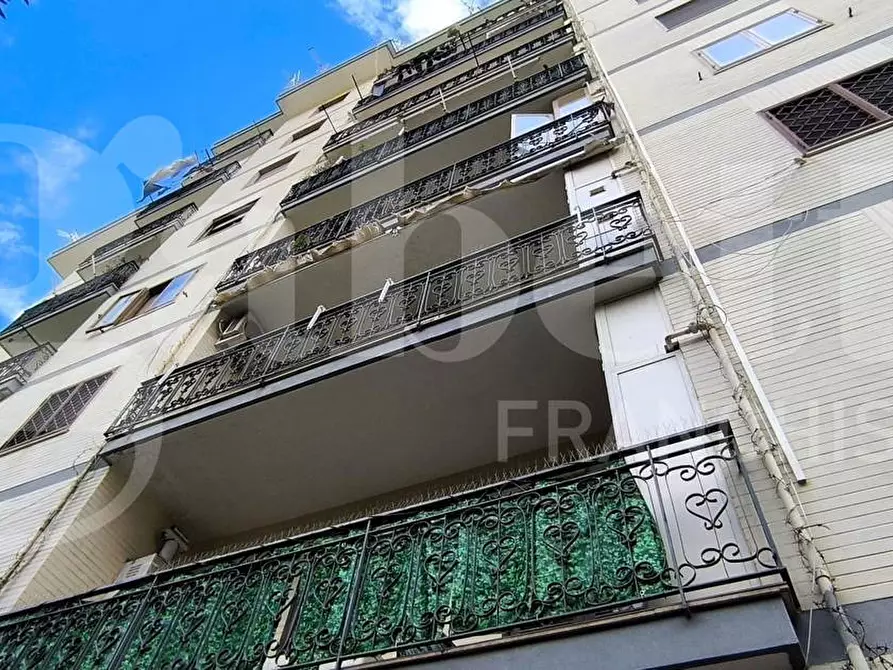 Immagine 24 di Appartamento in vendita  in Via Gabriele Jannelli, 190 a Napoli