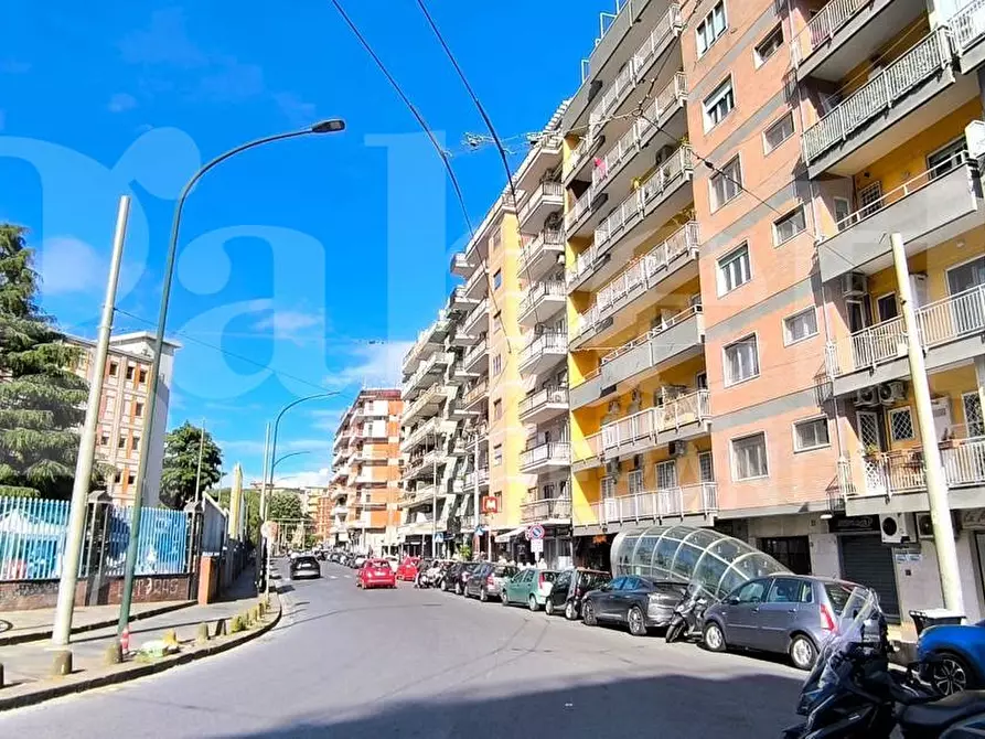 Immagine 3 di Appartamento in vendita  in Via Gabriele Jannelli, 190 a Napoli