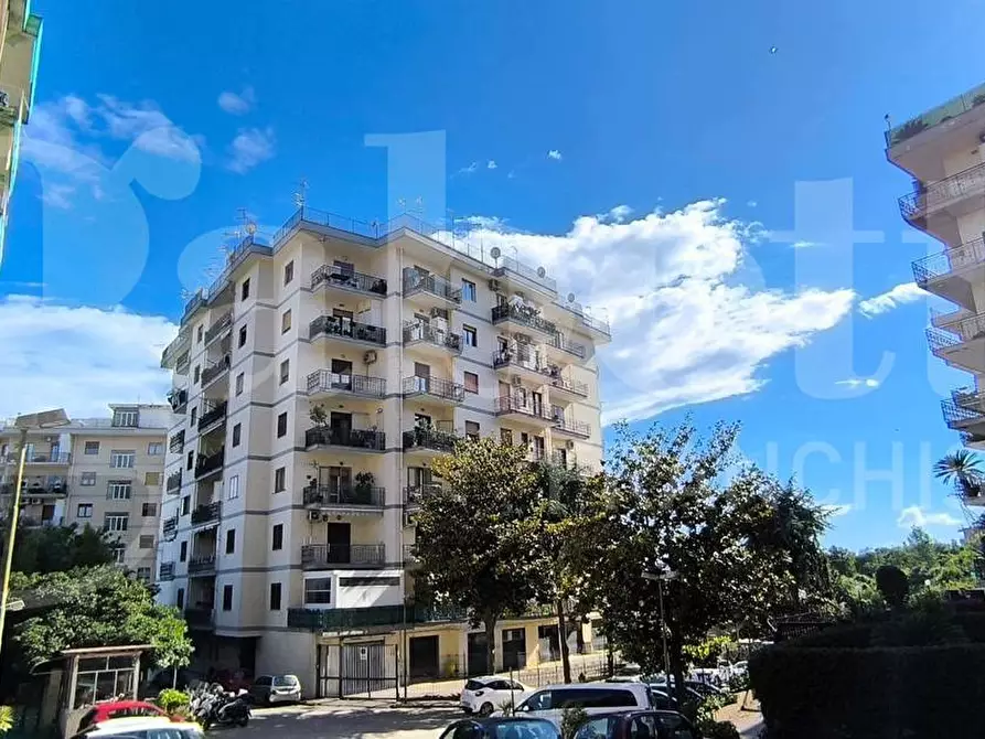 Immagine 4 di Appartamento in vendita  in Via Gabriele Jannelli, 190 a Napoli