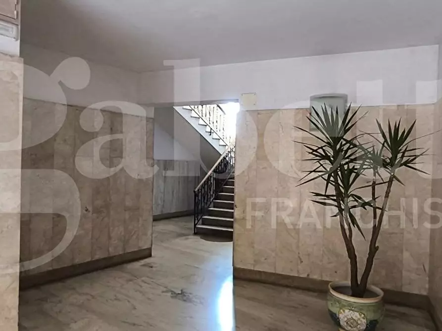 Immagine 22 di Appartamento in vendita  in Via Gabriele Jannelli, 190 a Napoli