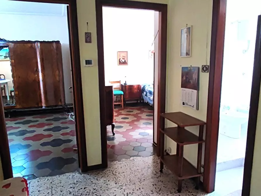 Immagine 5 di Appartamento in vendita  in Via ANNUNZIATA, 37 a San Vito Sullo Ionio