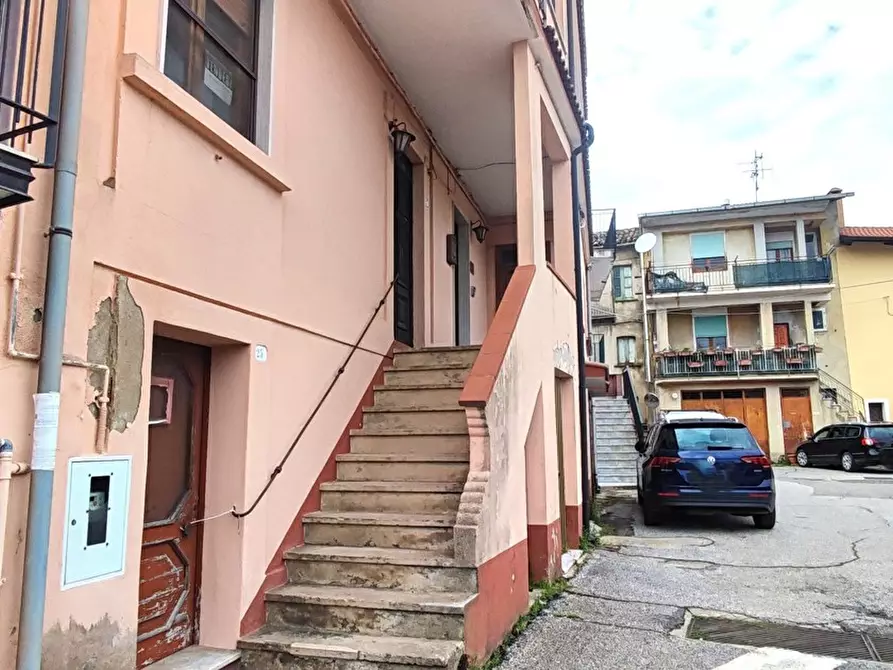 Immagine 2 di Appartamento in vendita  in Via ANNUNZIATA, 37 a San Vito Sullo Ionio