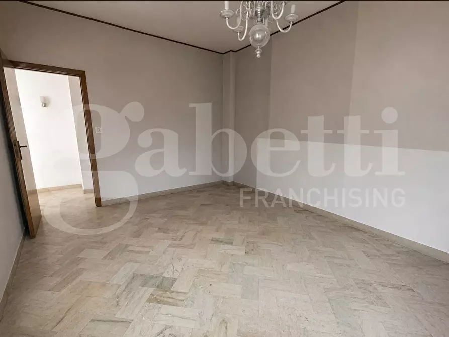 Immagine 16 di Appartamento in vendita  in Via CAVOUR, 235 a Vittoria