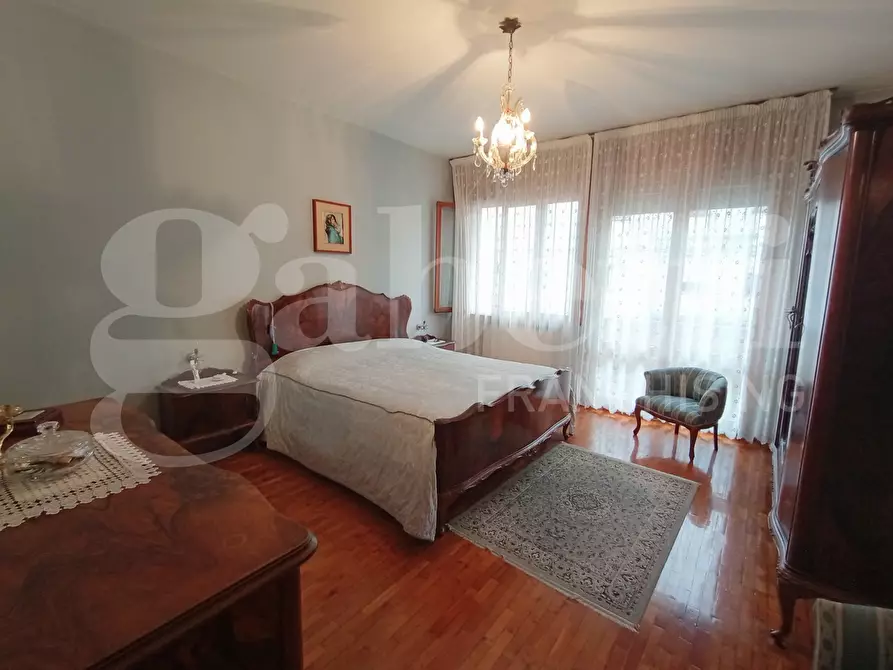 Immagine 10 di Appartamento in vendita  in Via CAVARZERE via Dei Martiri, 00 a Cavarzere