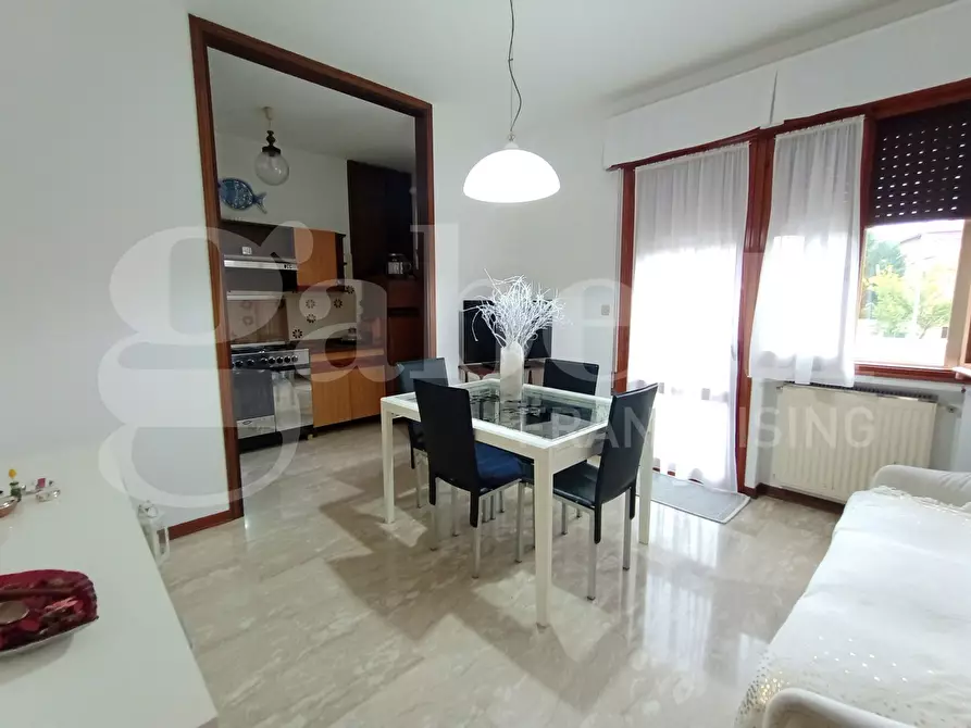 Immagine 4 di Appartamento in vendita  in Via CAVARZERE via Dei Martiri, 00 a Cavarzere