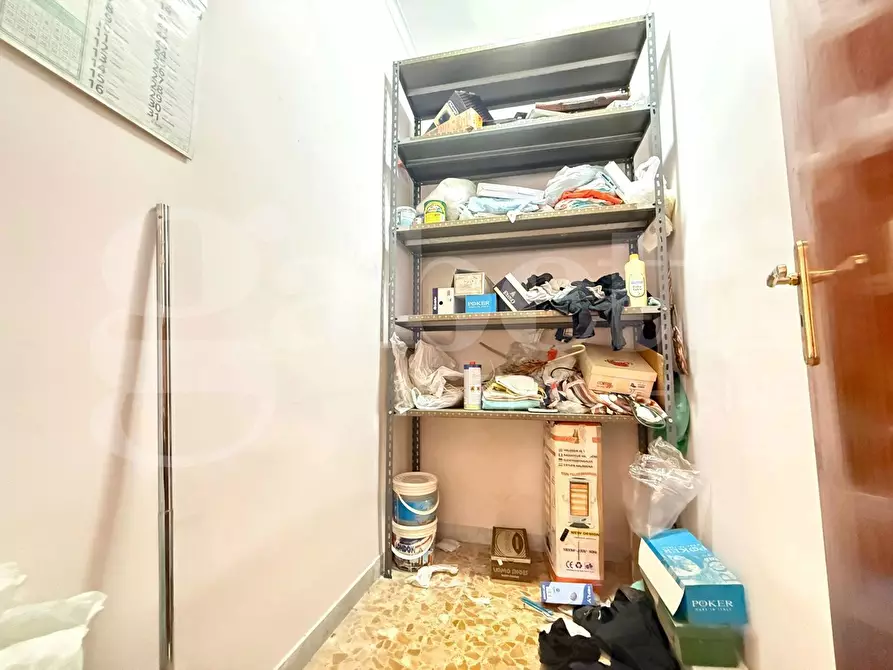 Immagine 34 di Appartamento in vendita  in Via michele guadagno a Napoli