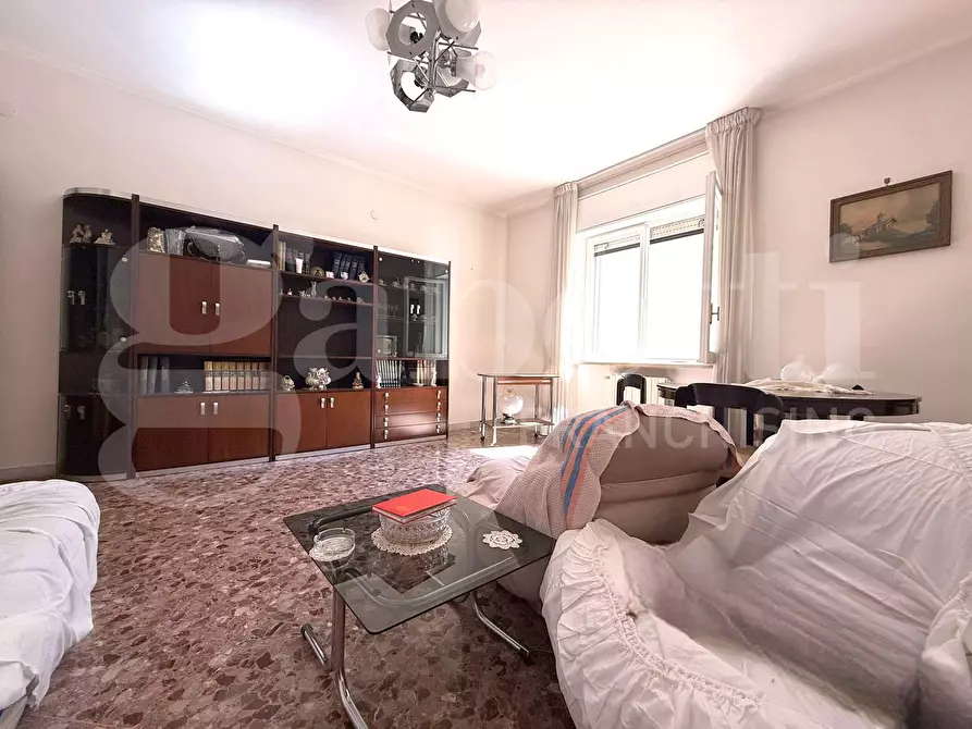 Immagine 20 di Appartamento in vendita  in Via michele guadagno a Napoli