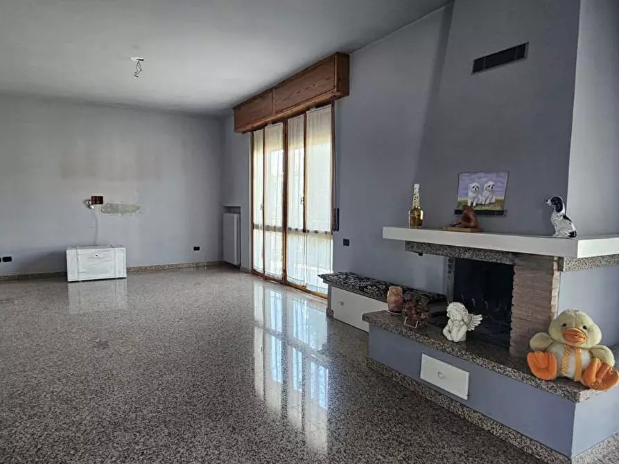 Immagine 1 di Appartamento in vendita  in Viale dell'Appennino, 533 a Forli'