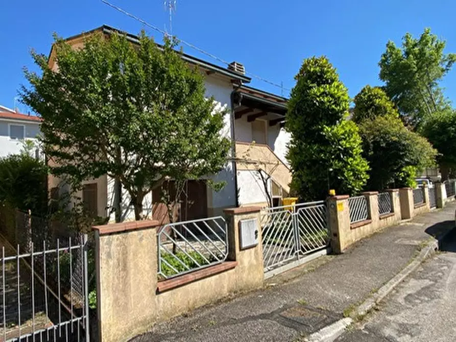 Immagine 22 di Casa indipendente in vendita  in Via Della Resistenza, 20 a Forlimpopoli