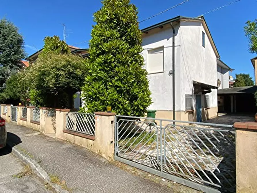 Immagine 26 di Casa indipendente in vendita  in Via Della Resistenza, 20 a Forlimpopoli