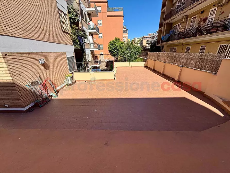 Immagine 19 di Appartamento in vendita  in Via Marcello Provenzale, 68 a Roma