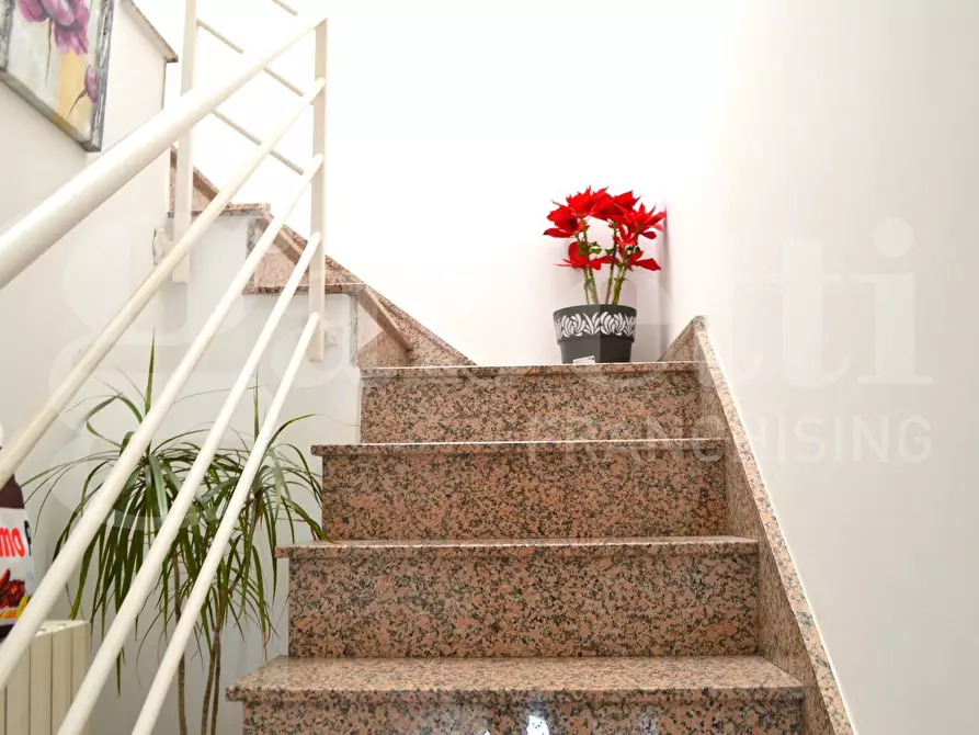 Immagine 4 di Casa indipendente in vendita  in Via Cavaliere Michele Pennavaria, 0 a Ragusa