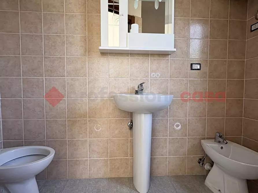 Immagine 11 di Casa bifamiliare in vendita  in Via PONTINA 148, 50 a Terracina