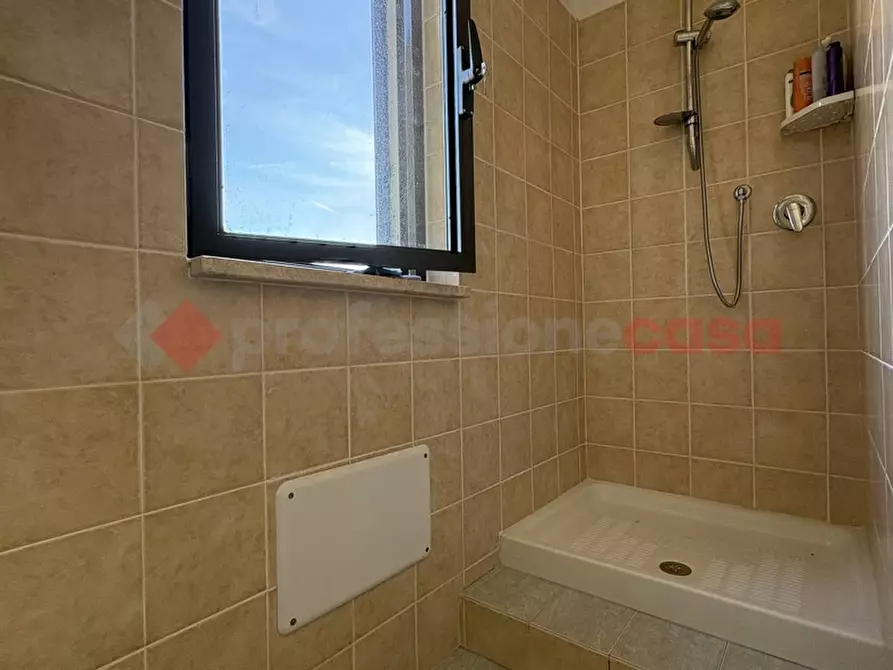 Immagine 10 di Casa bifamiliare in vendita  in Via PONTINA 148, 50 a Terracina