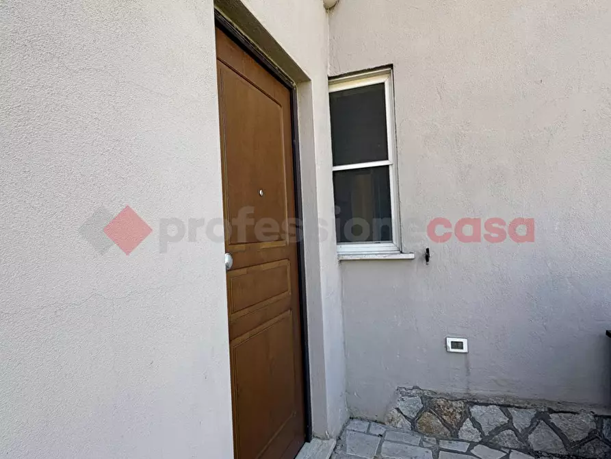 Immagine 3 di Casa bifamiliare in vendita  in Via PONTINA 148, 50 a Terracina