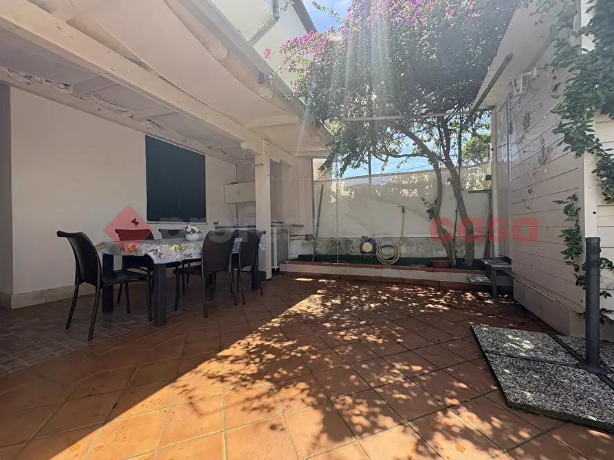 Immagine 5 di Appartamento in vendita  in Via SANT'ANTONIO, 3518 a Fondi