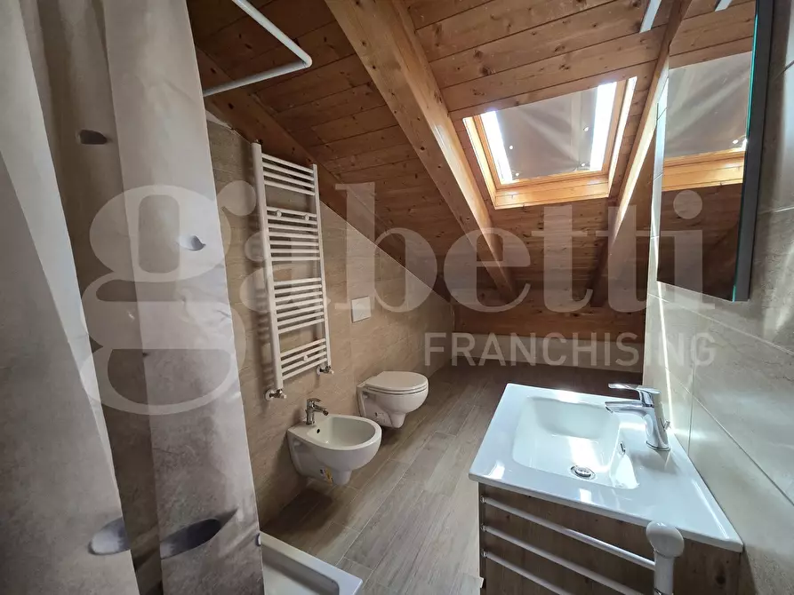 Immagine 33 di Villetta a schiera in vendita  in Via Francia, 3 a Roseto Degli Abruzzi