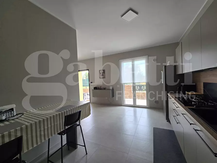 Immagine 11 di Villetta a schiera in vendita  in Via Francia, 3 a Roseto Degli Abruzzi