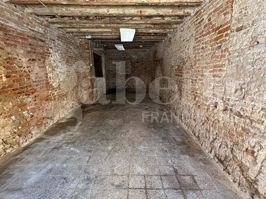 Immagine 3 di Magazzino in vendita  in Via CHIOGGIA - CORSO DEL POPOLO, 00 a Chioggia