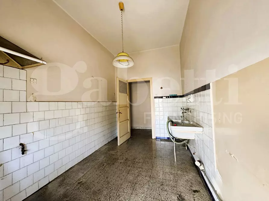 Immagine 8 di Appartamento in vendita  in Via Imperatore Adriano, 28 a Lecce