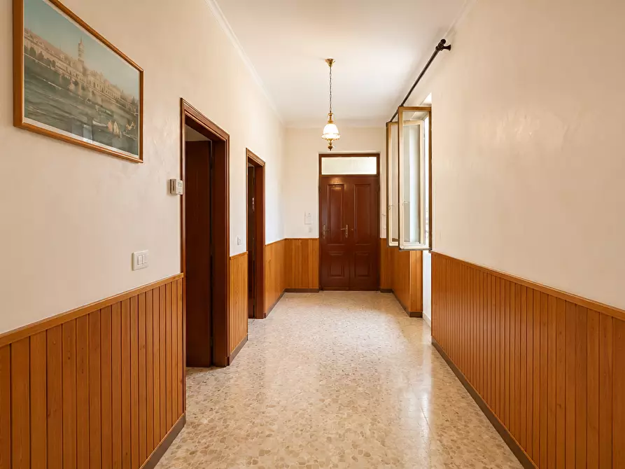 Immagine 10 di Villa in vendita  in Via Cavariccio, 40 a Alatri