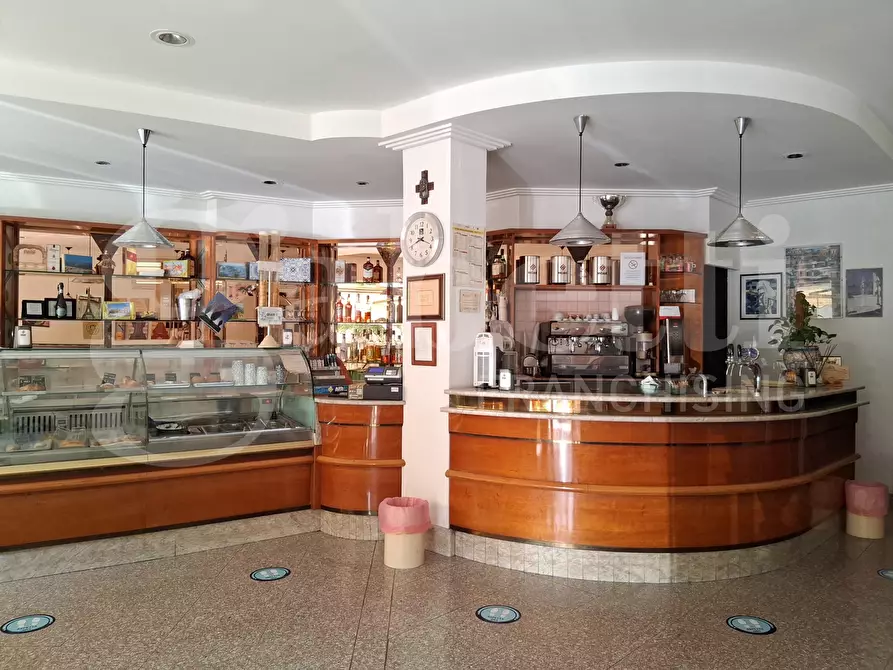 Immagine 1 di Negozio in vendita  in Via Ingegnere Migliorisi, 8 a Ragusa