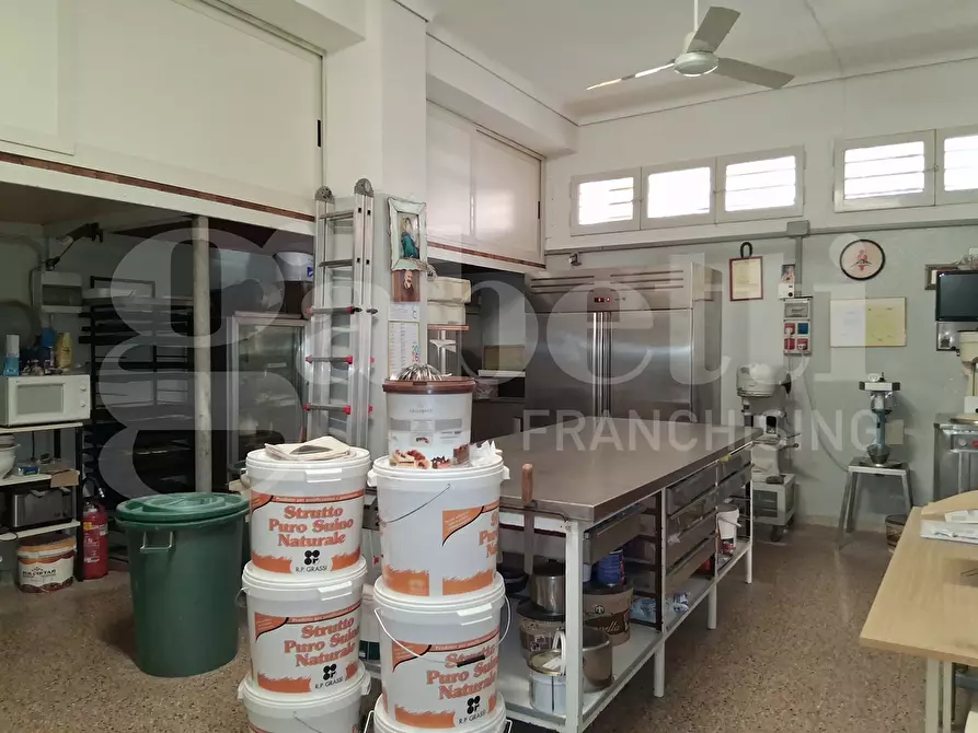 Immagine 4 di Negozio in vendita  in Via Ingegnere Migliorisi, 8 a Ragusa