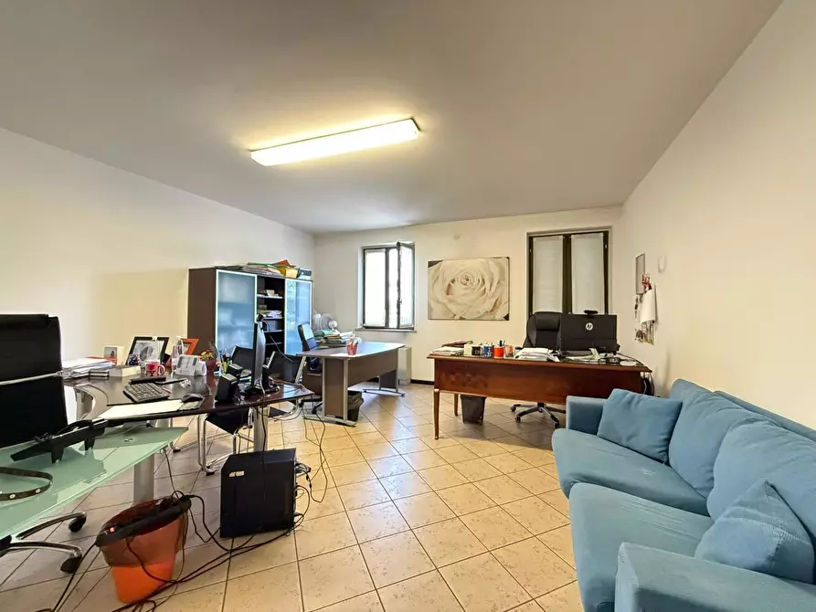 Immagine 17 di Appartamento in vendita  in Via contrada del barbone, 1 a Rovato