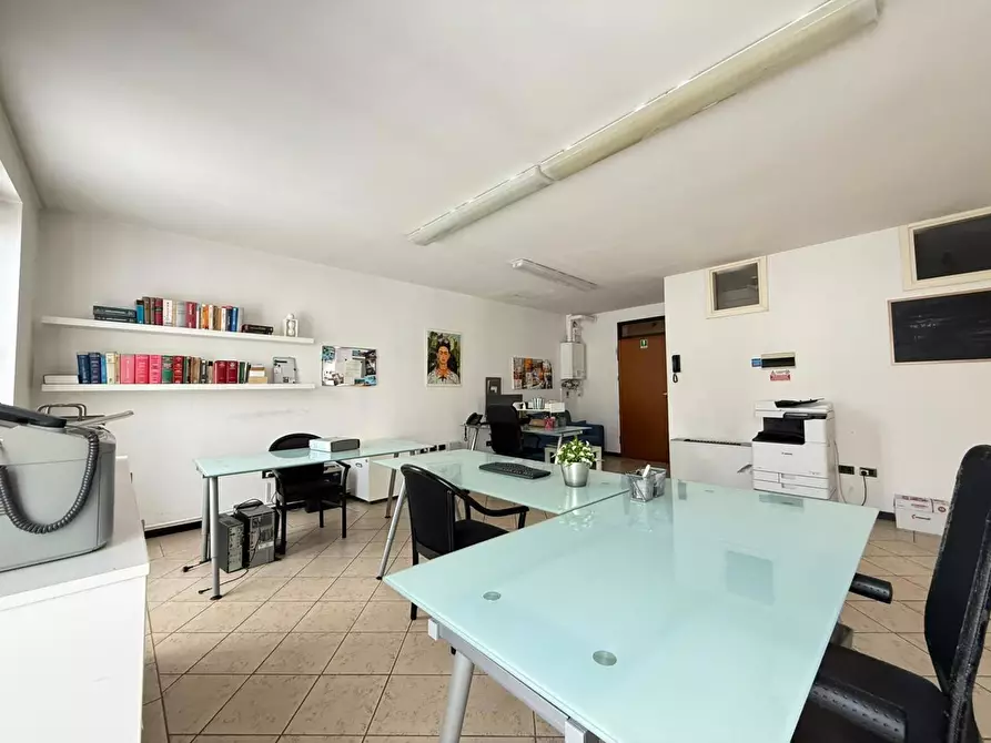Immagine 12 di Appartamento in vendita  in Via contrada del barbone, 1 a Rovato