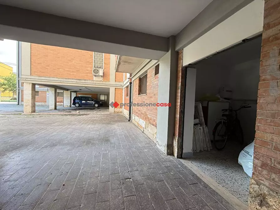 Immagine 14 di Appartamento in vendita  in Via Luigi Obertj, 1/b a Foggia
