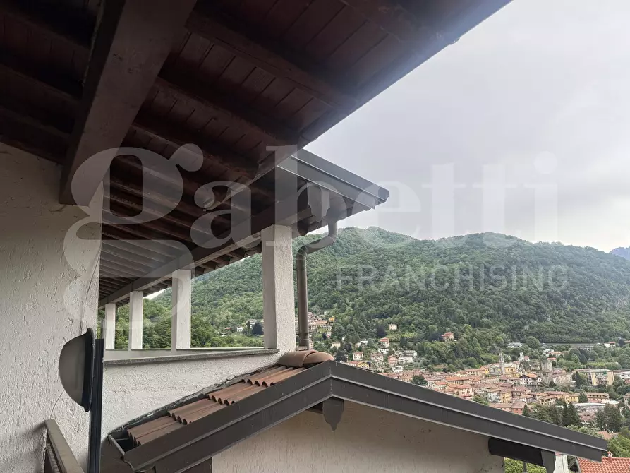 Immagine 22 di Appartamento in vendita  in Via Castellit, snc a Asso