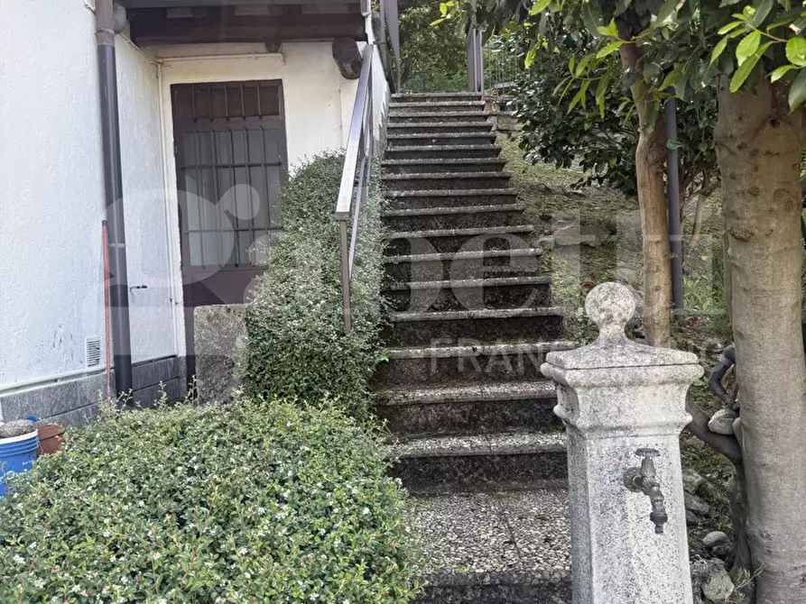 Immagine 28 di Appartamento in vendita  in Via Castellit, snc a Asso