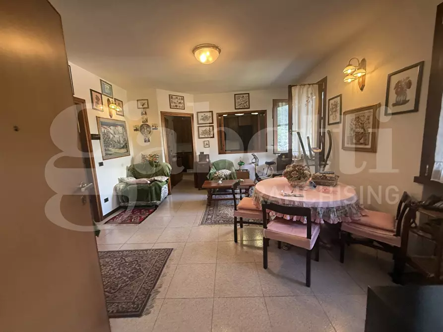 Immagine 3 di Appartamento in vendita  in Via Castellit, snc a Asso
