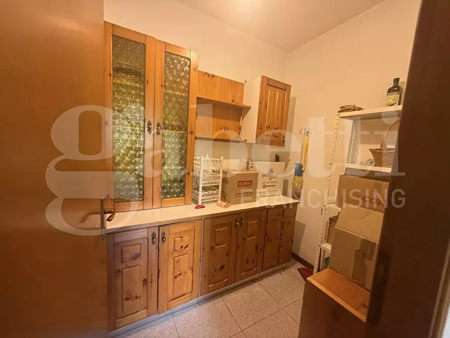 Immagine 10 di Appartamento in vendita  in Via Castellit, snc a Asso