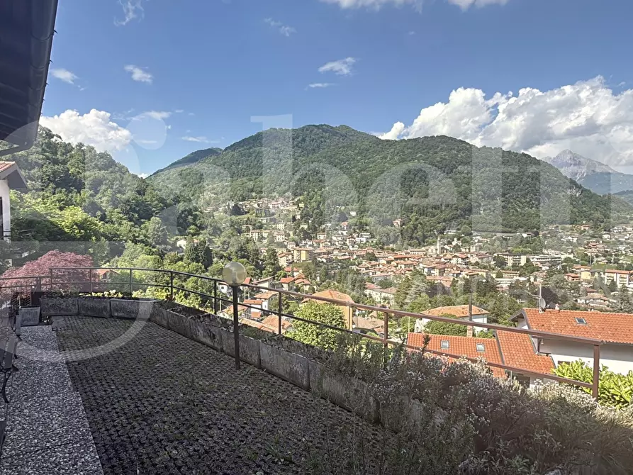 Immagine 30 di Appartamento in vendita  in Via Castellit, snc a Asso