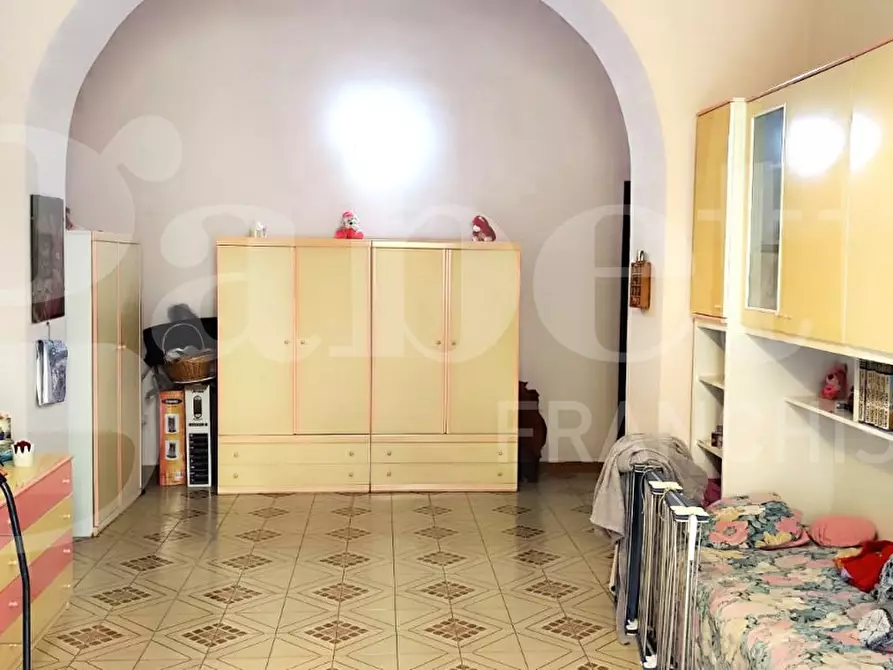 Immagine 13 di Appartamento in vendita  in Piazza Garibaldi a Napoli