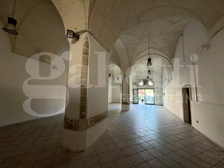 Immagine 5 di Negozio in vendita  in Via Roma, 120 a Nardo'