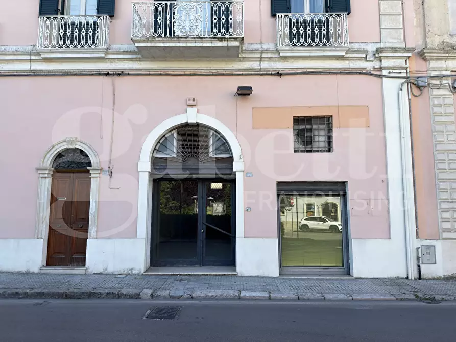 Immagine 7 di Negozio in vendita  in Via Roma, 120 a Nardo'