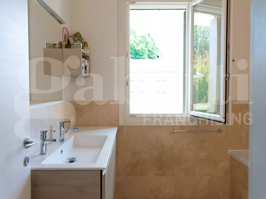 Immagine 14 di Villetta a schiera in vendita  in Via Terraglio, . a Venezia